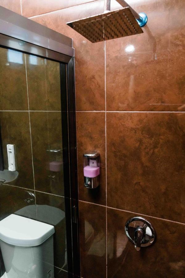 Hotel Naomi City Center 巴卡拉尔 外观 照片